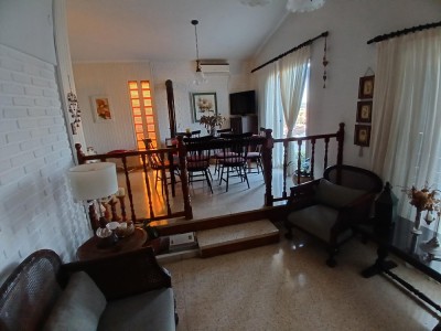 Casa en el centro de Tanti