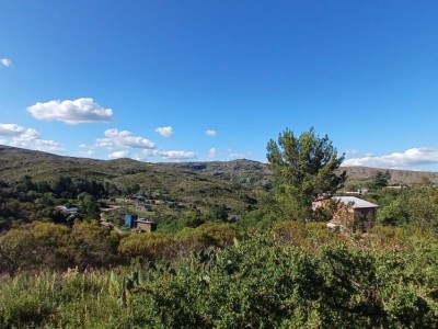 Terreno en Tanti Lomas 